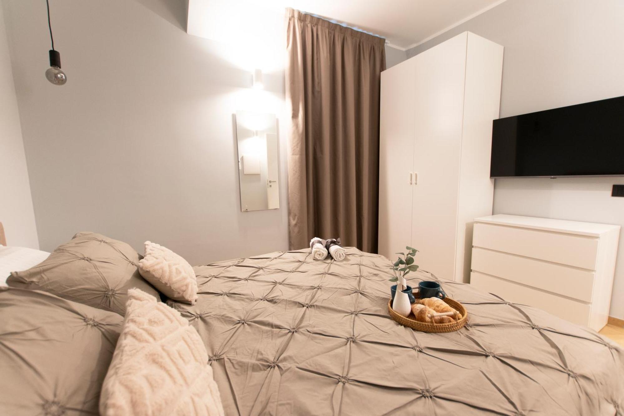 Апартаменти Ihost Luxury -Private Parking- Plana 4 Мілан Екстер'єр фото